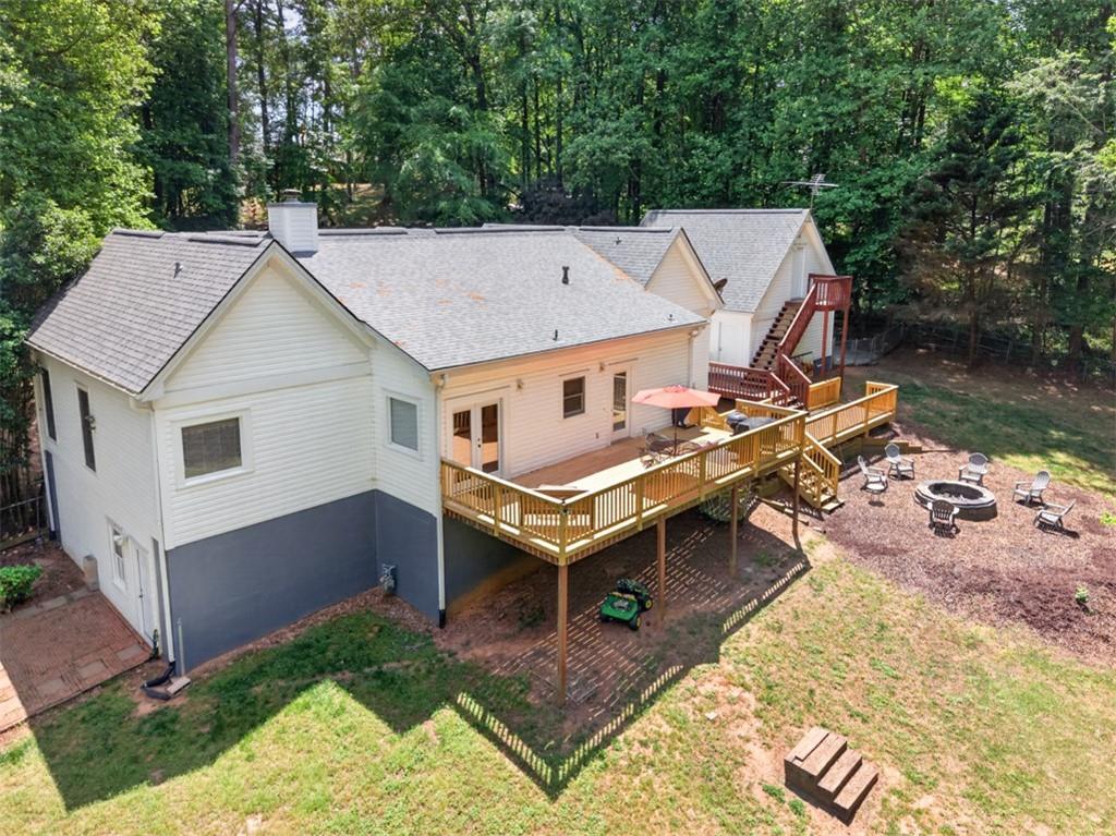 6 Adella Lane