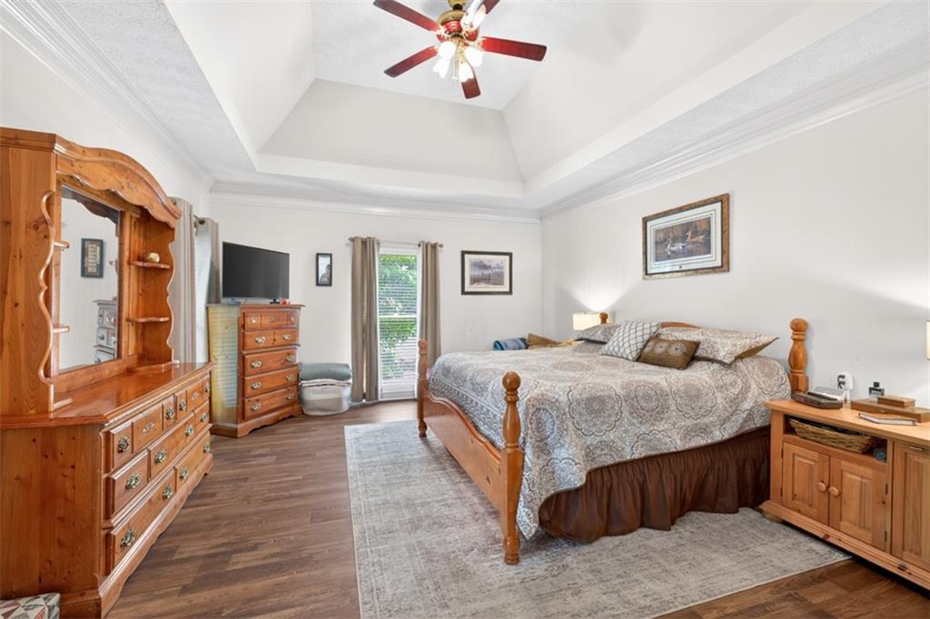 6 Adella Lane