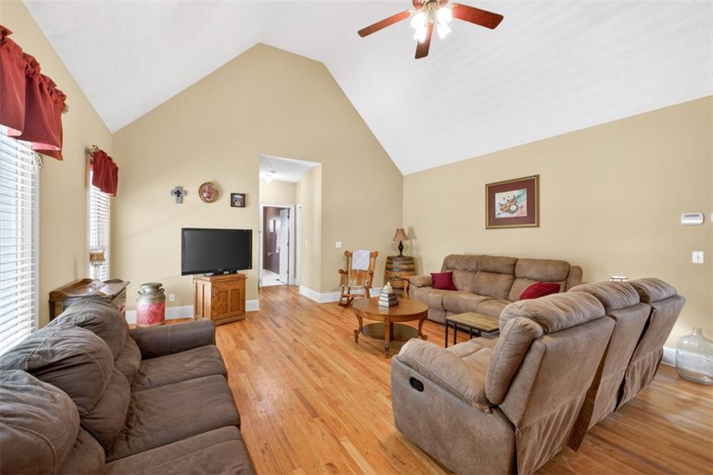 6 Adella Lane