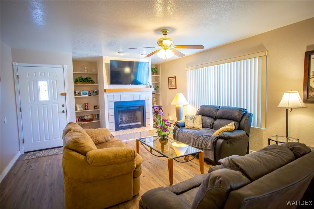 1800 Clubhouse Drive 114