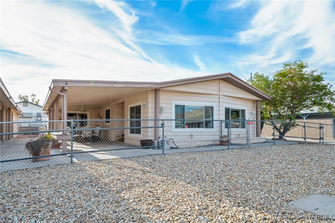 750 Roadrunner Drive