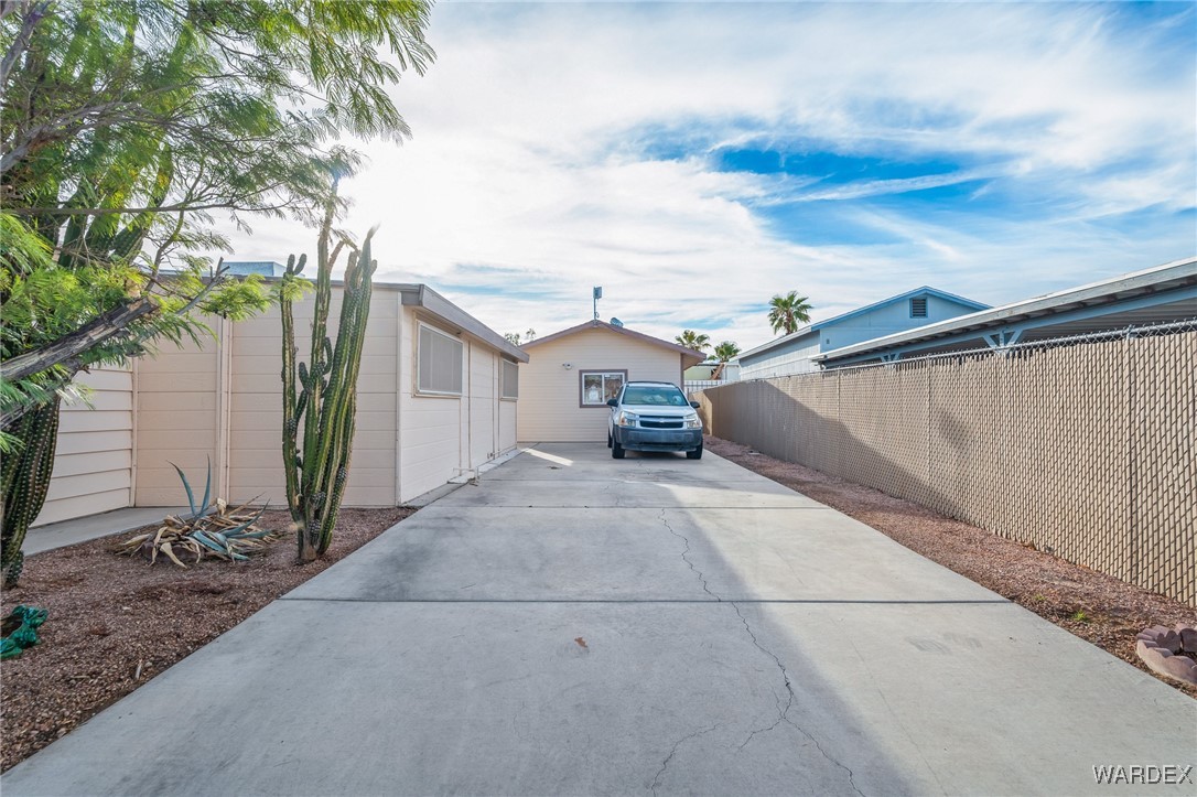 750 Roadrunner Drive