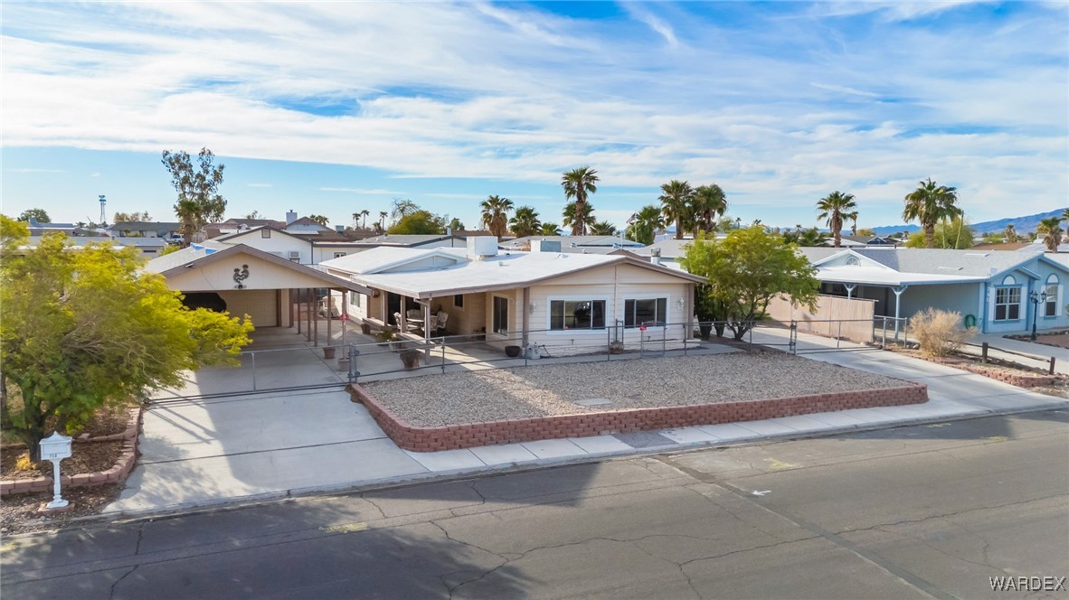 750 Roadrunner Drive