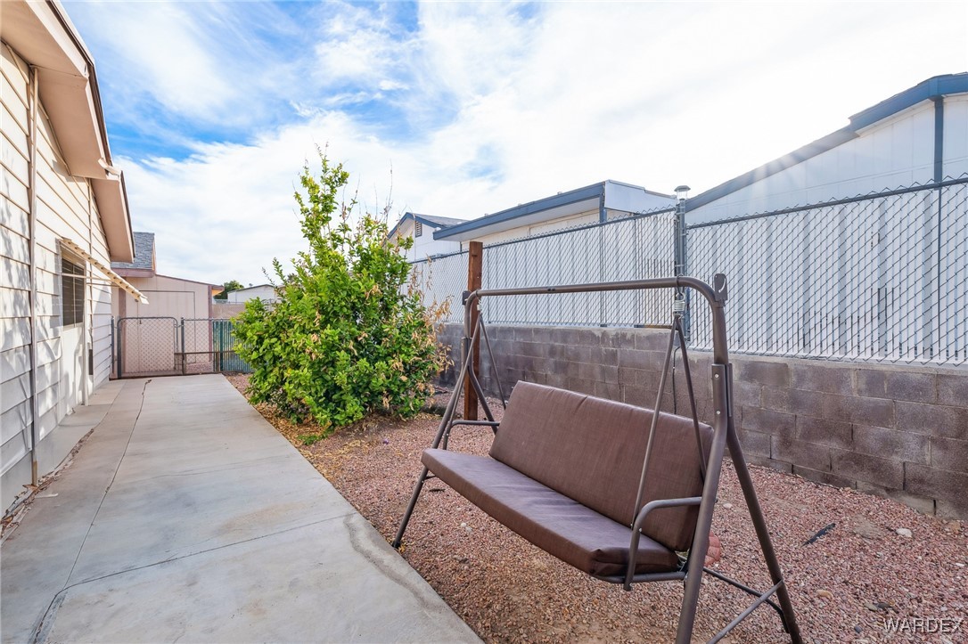 750 Roadrunner Drive