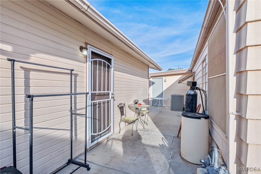750 Roadrunner Drive