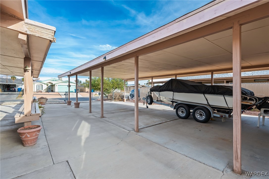 750 Roadrunner Drive