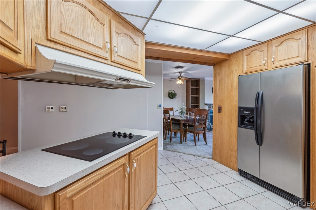 750 Roadrunner Drive