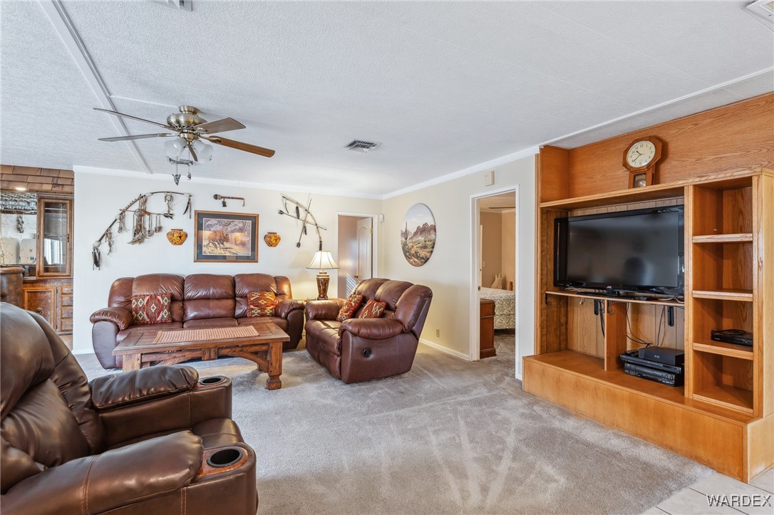 750 Roadrunner Drive