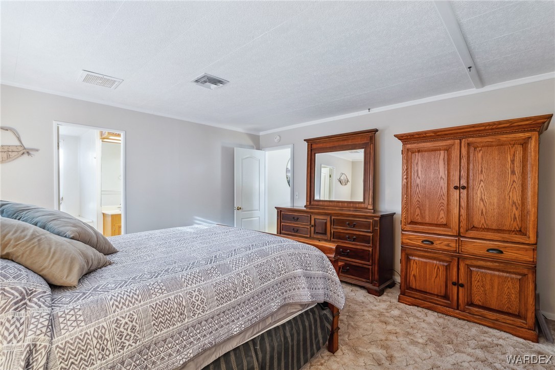 750 Roadrunner Drive