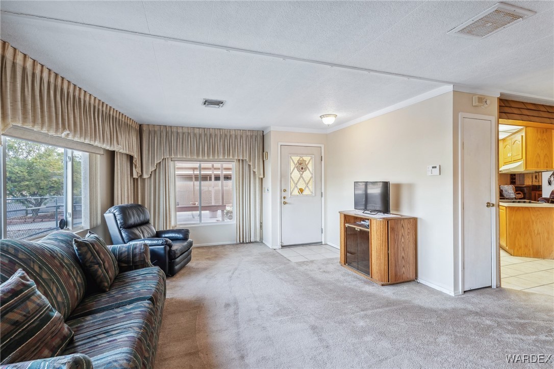 750 Roadrunner Drive