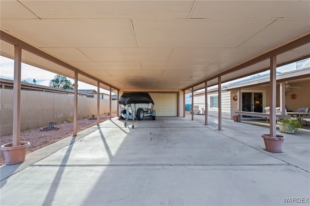 750 Roadrunner Drive
