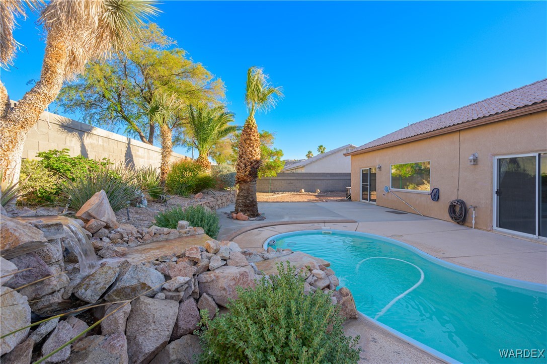 1052 Desert View Lane