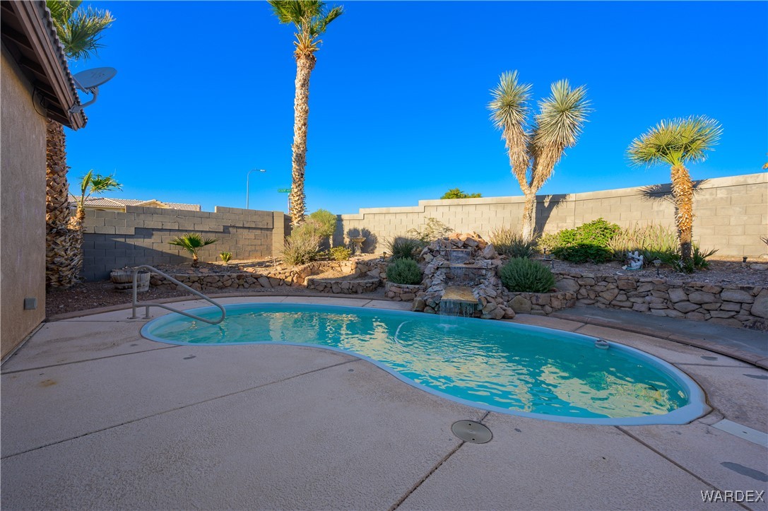 1052 Desert View Lane