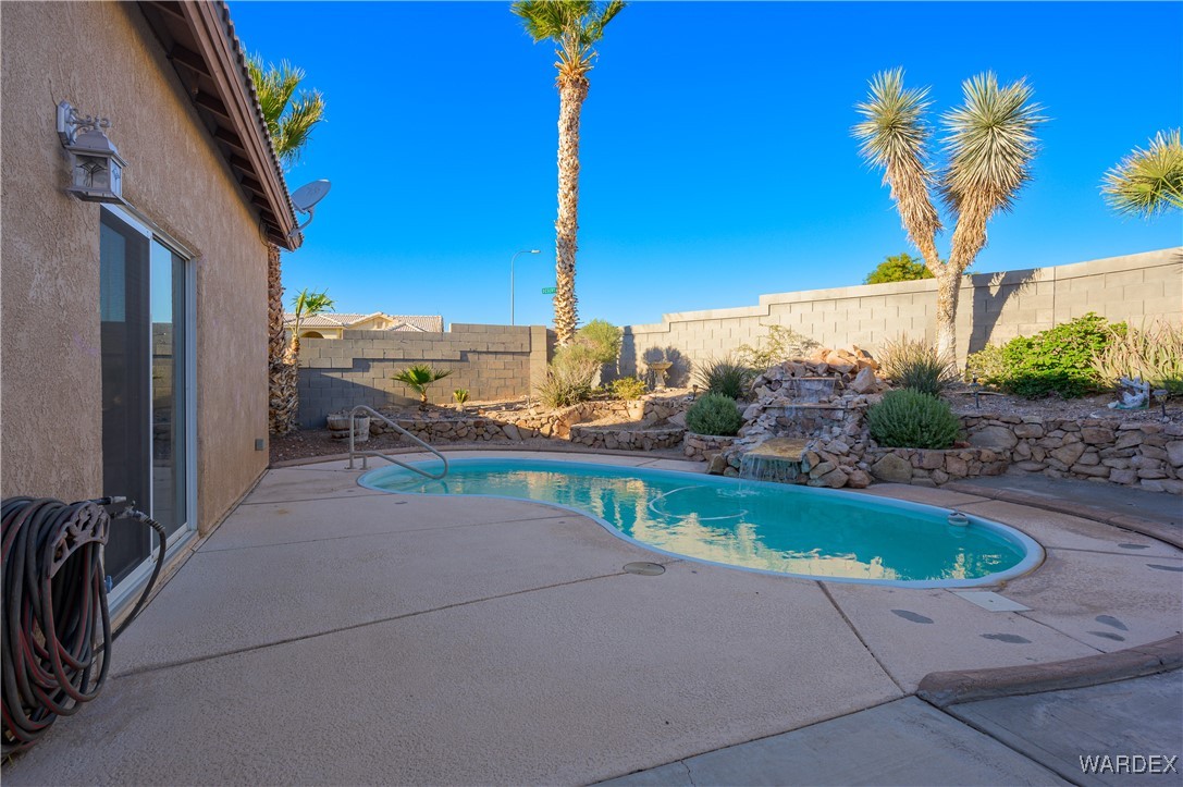 1052 Desert View Lane