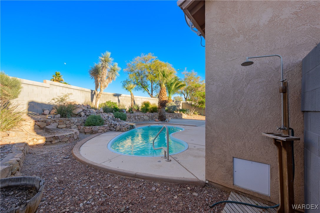 1052 Desert View Lane