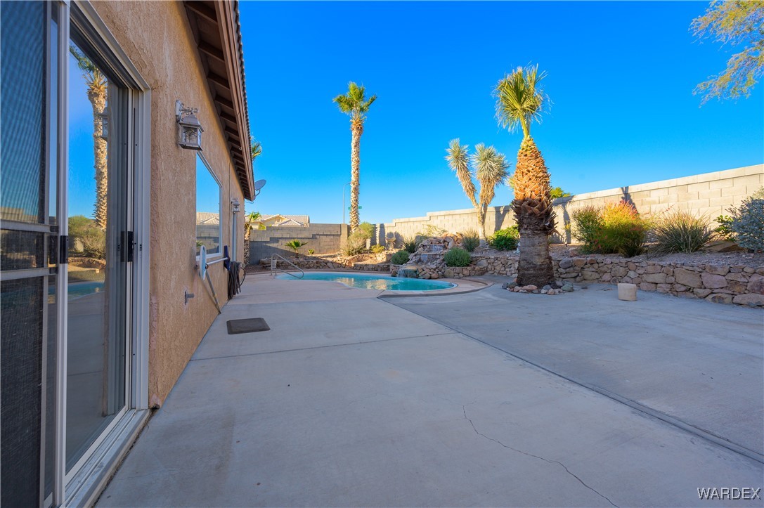 1052 Desert View Lane