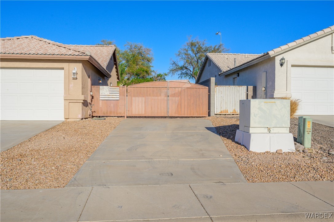 1052 Desert View Lane