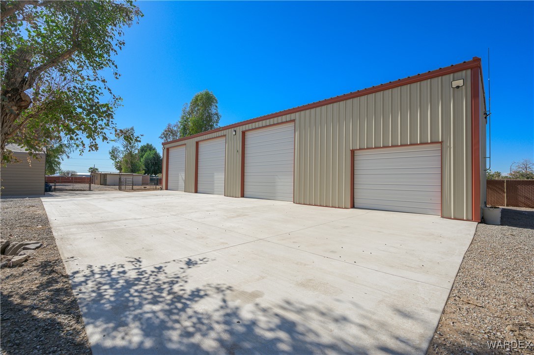 8893 S Calle Del Media