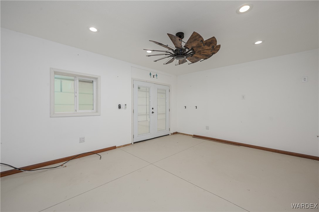 8893 S Calle Del Media