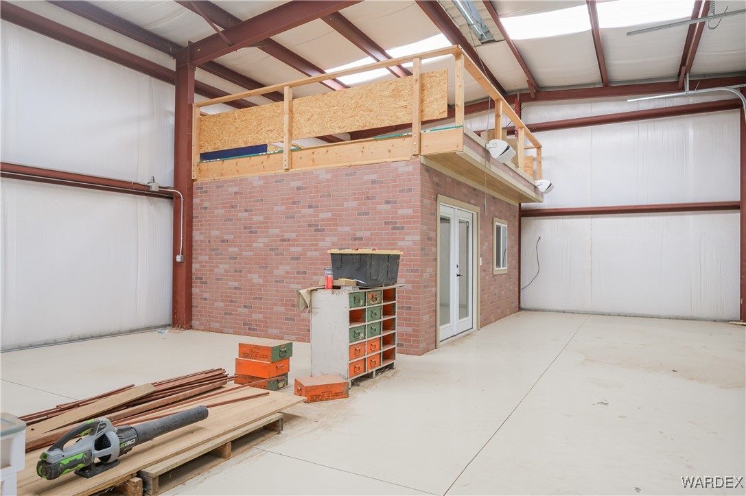 8893 S Calle Del Media