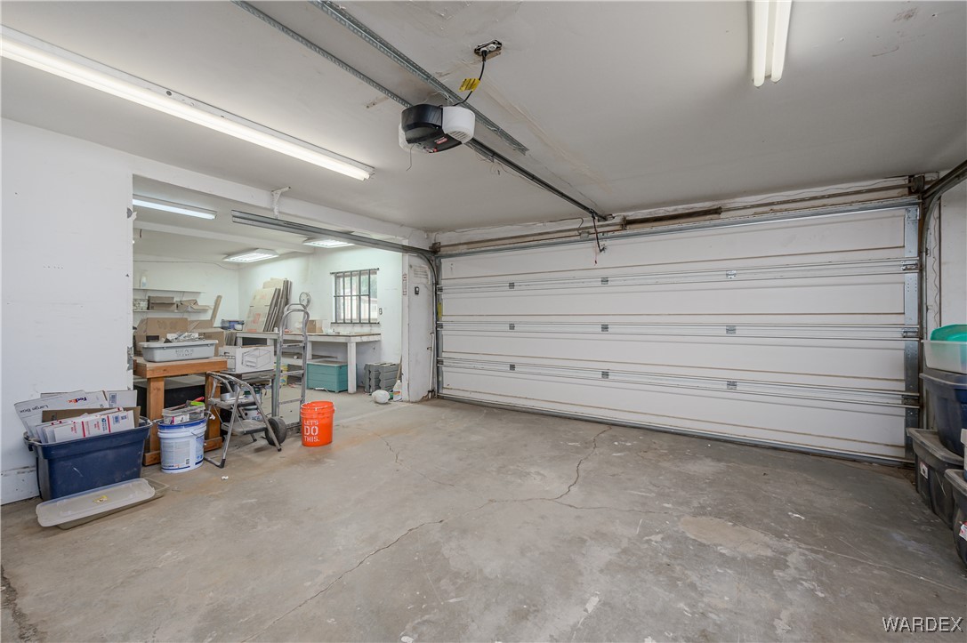 8893 S Calle Del Media