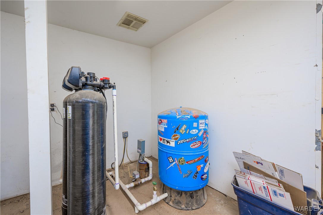 8893 S Calle Del Media