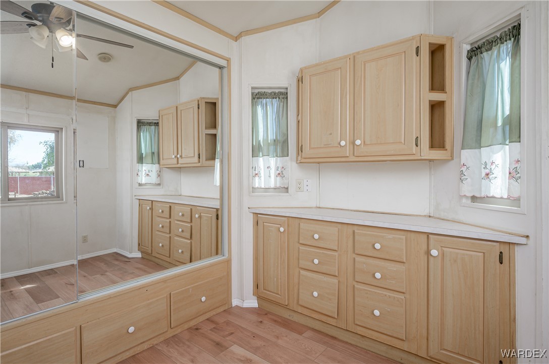 8893 S Calle Del Media