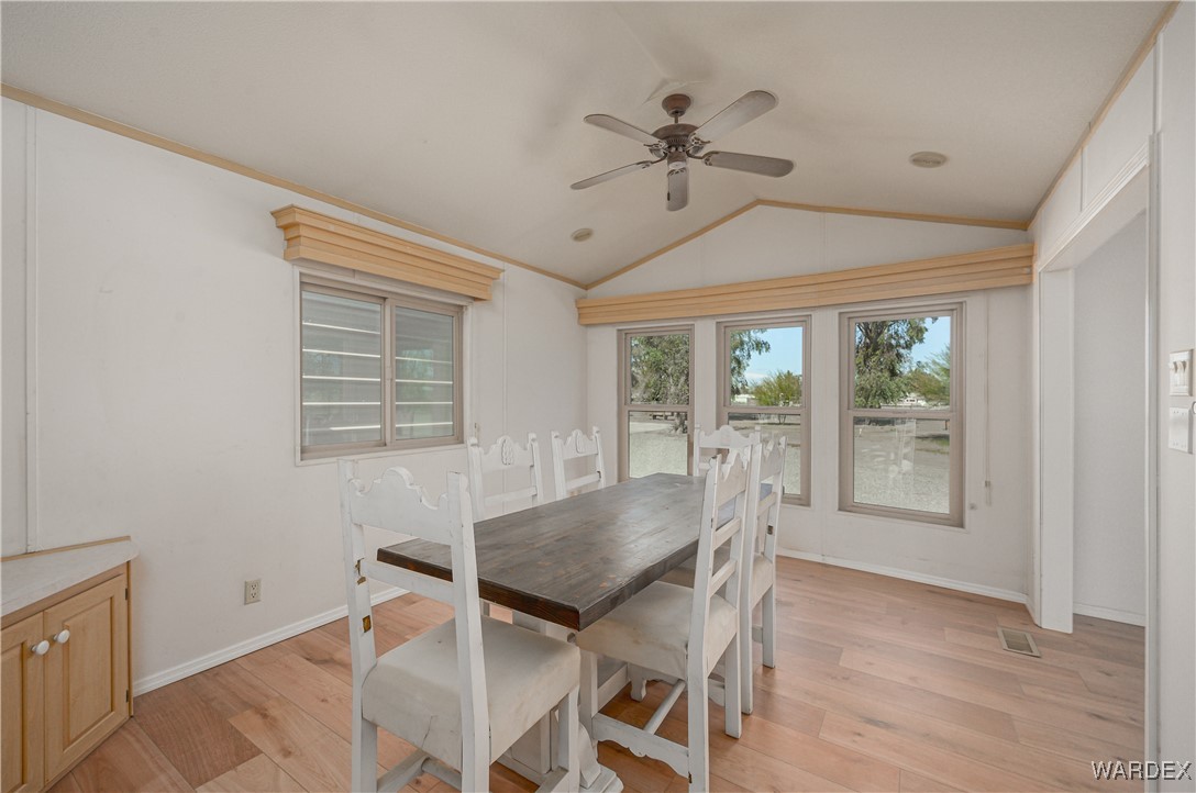 8893 S Calle Del Media