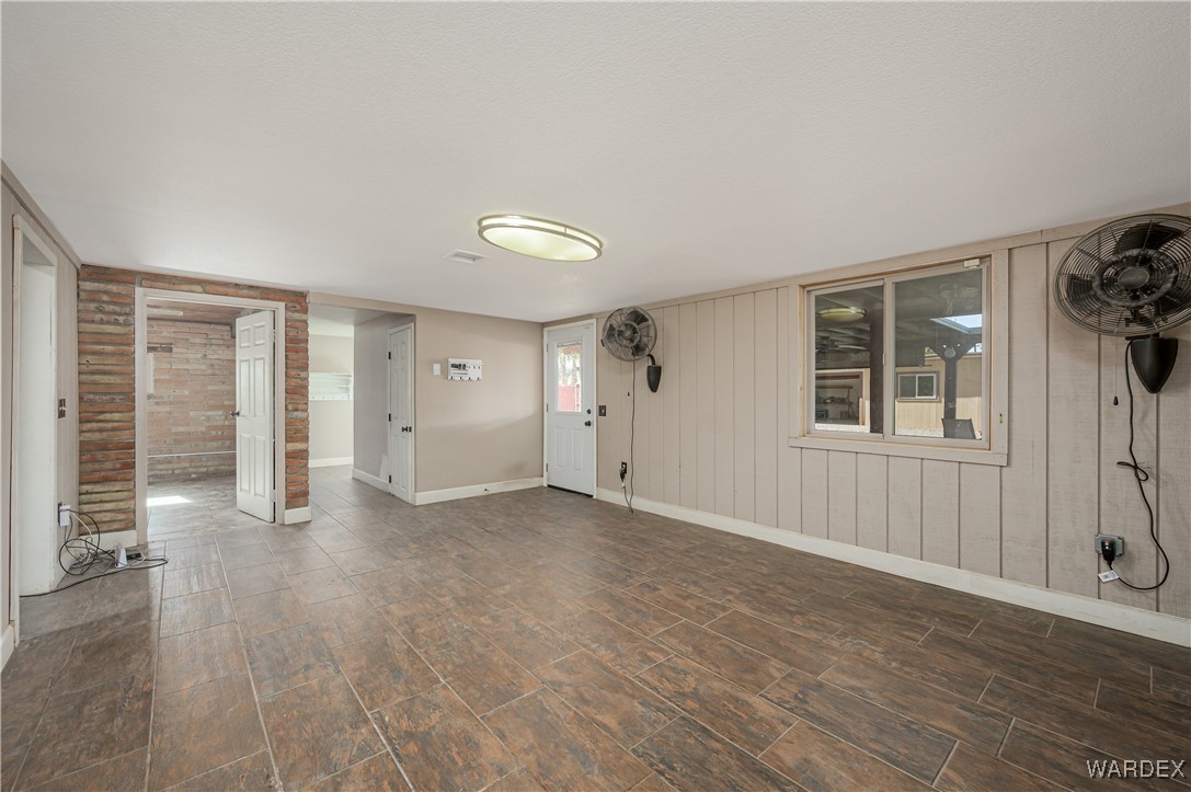 8893 S Calle Del Media