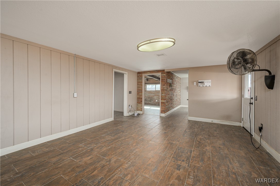 8893 S Calle Del Media