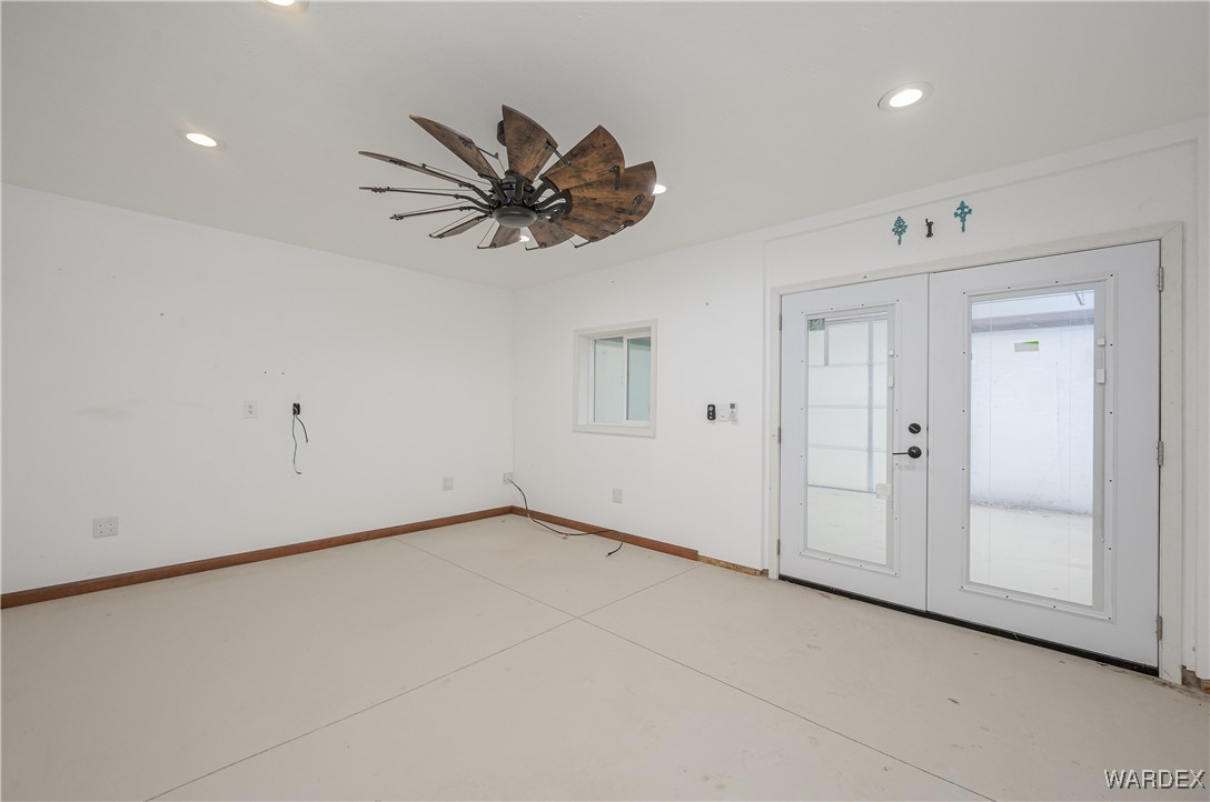 8893 S Calle Del Media