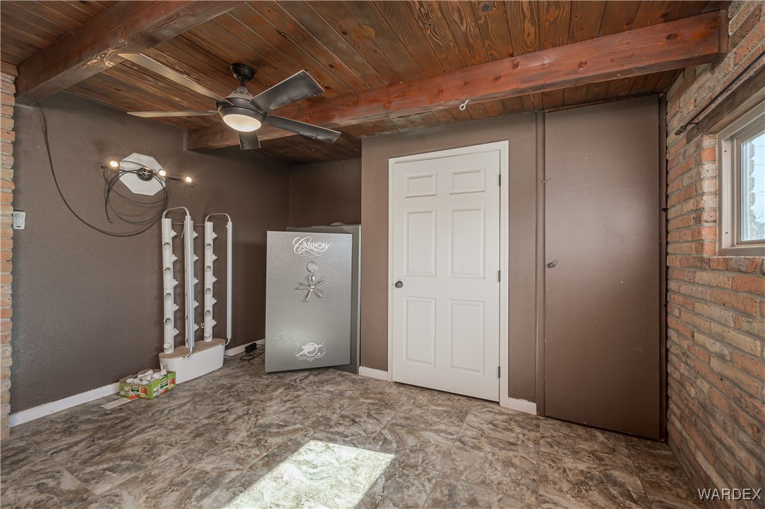 8893 S Calle Del Media