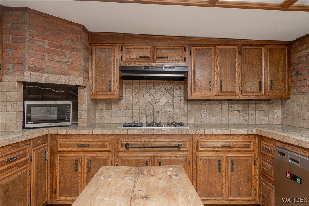 8893 S Calle Del Media