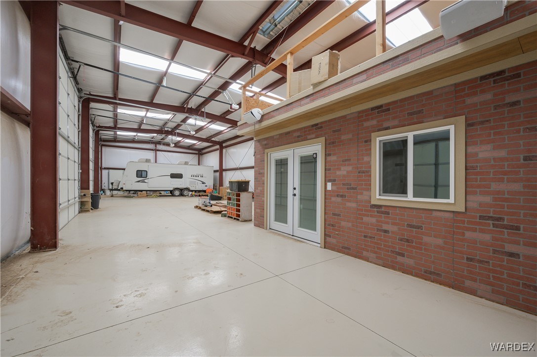 8893 S Calle Del Media