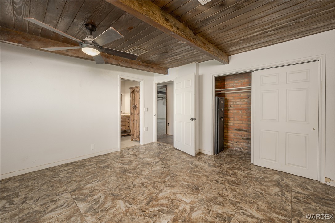 8893 S Calle Del Media