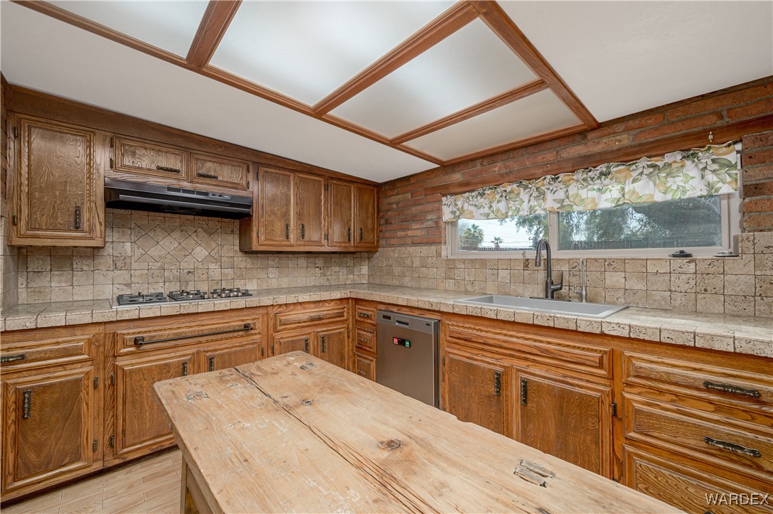 8893 S Calle Del Media