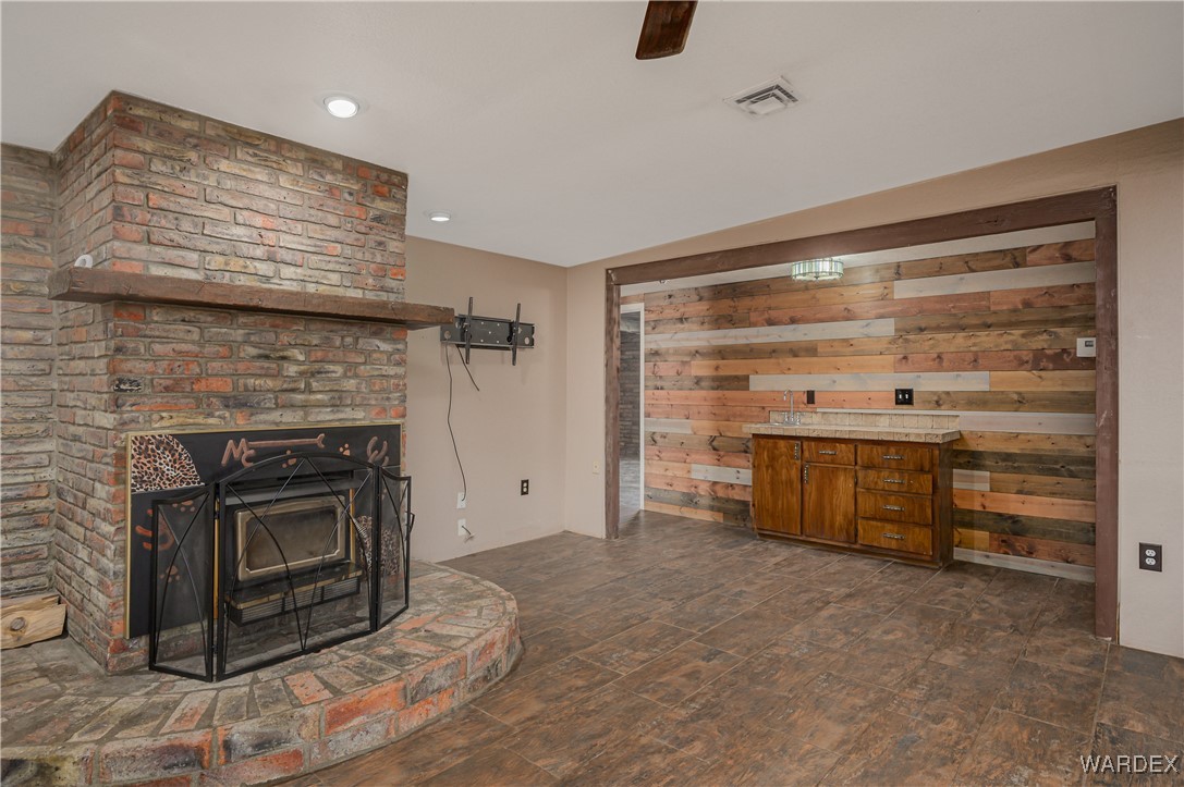 8893 S Calle Del Media