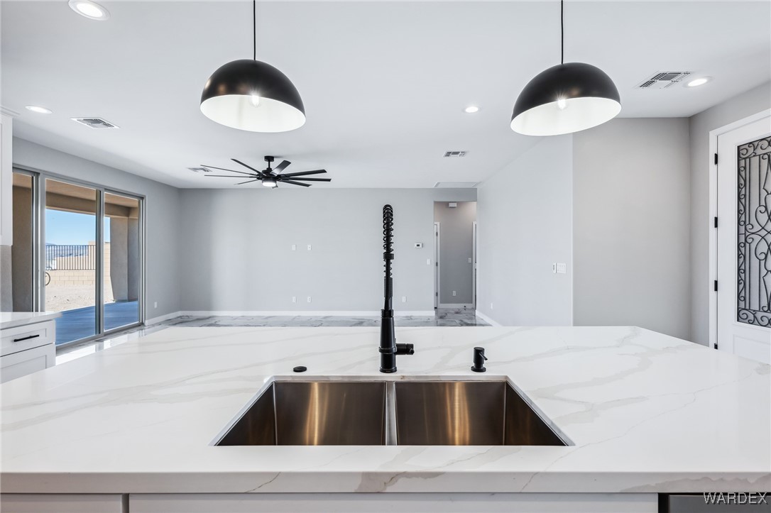 2604 Unicorn Road