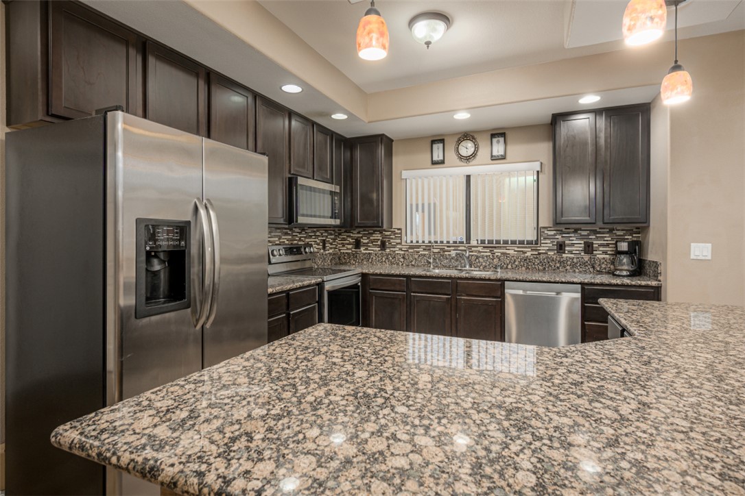 3360 W Landon Drive 8-106