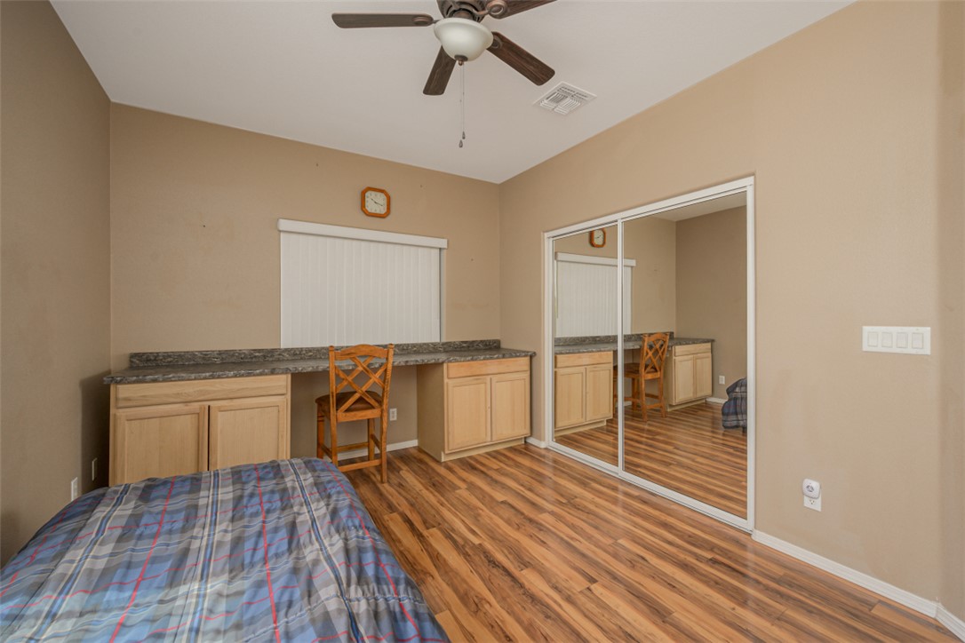 3360 W Landon Drive 8-106