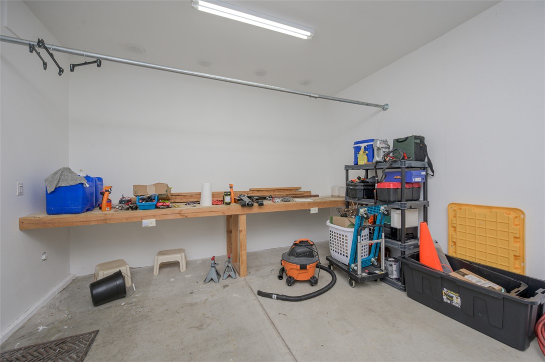 3360 W Landon Drive 8-106