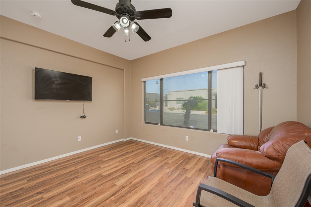 3360 W Landon Drive 8-106