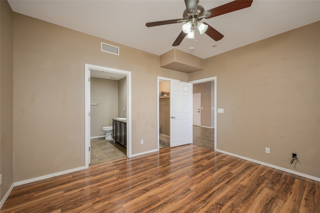 3360 W Landon Drive 8-106