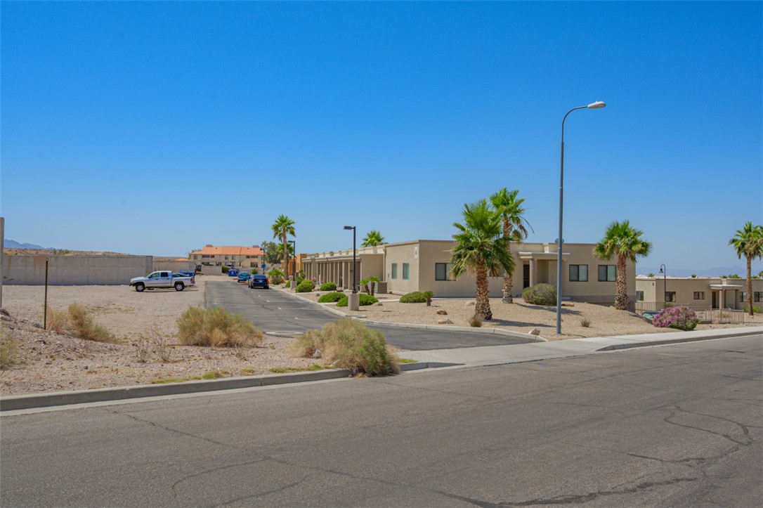 3360 W Landon Drive 8-106