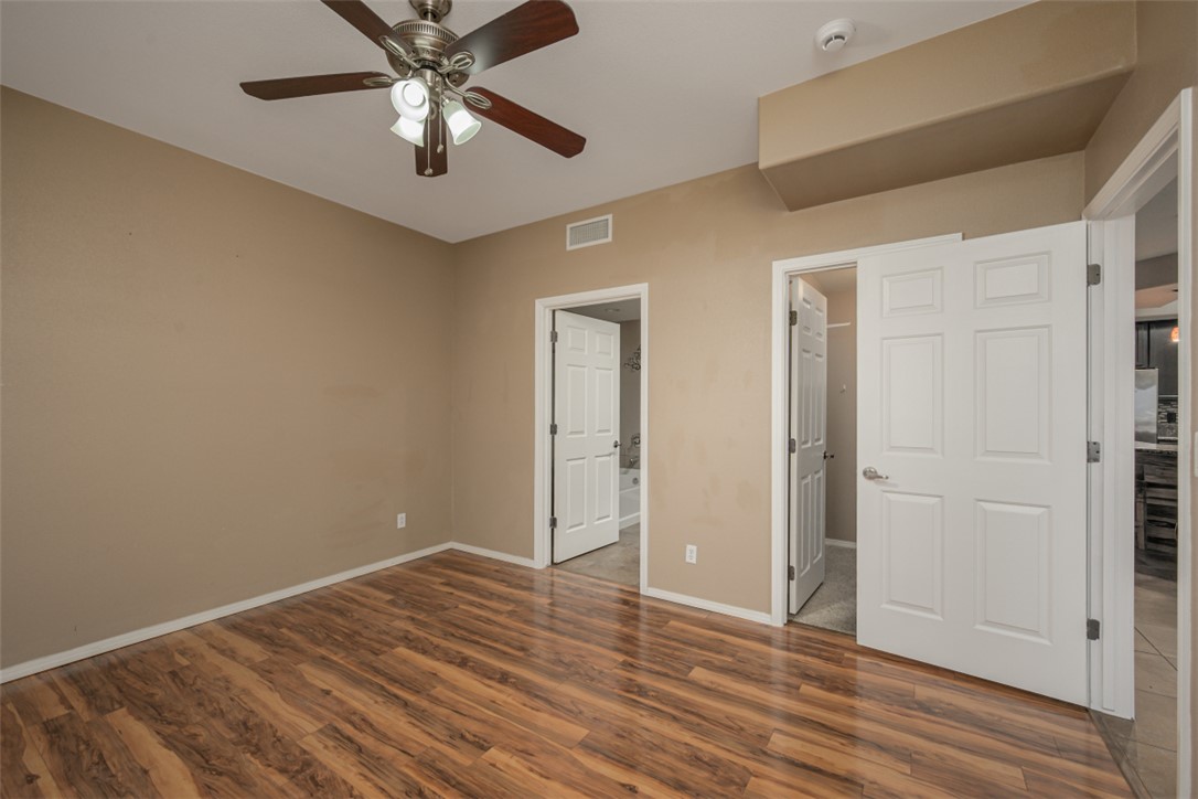 3360 W Landon Drive 8-106