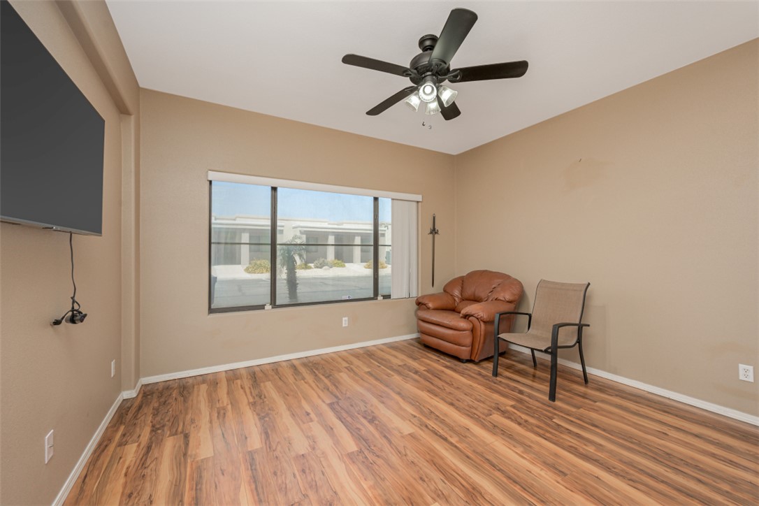 3360 W Landon Drive 8-106