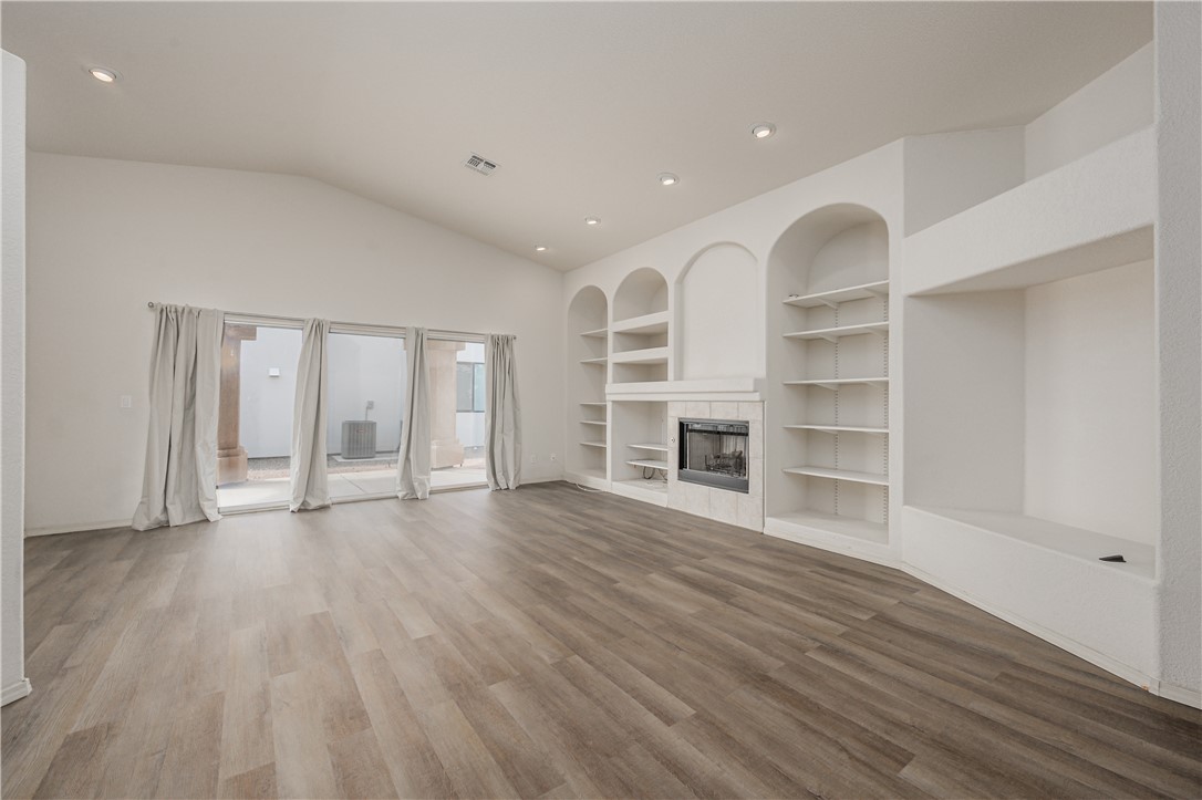 2150 E Bella Vista Drive