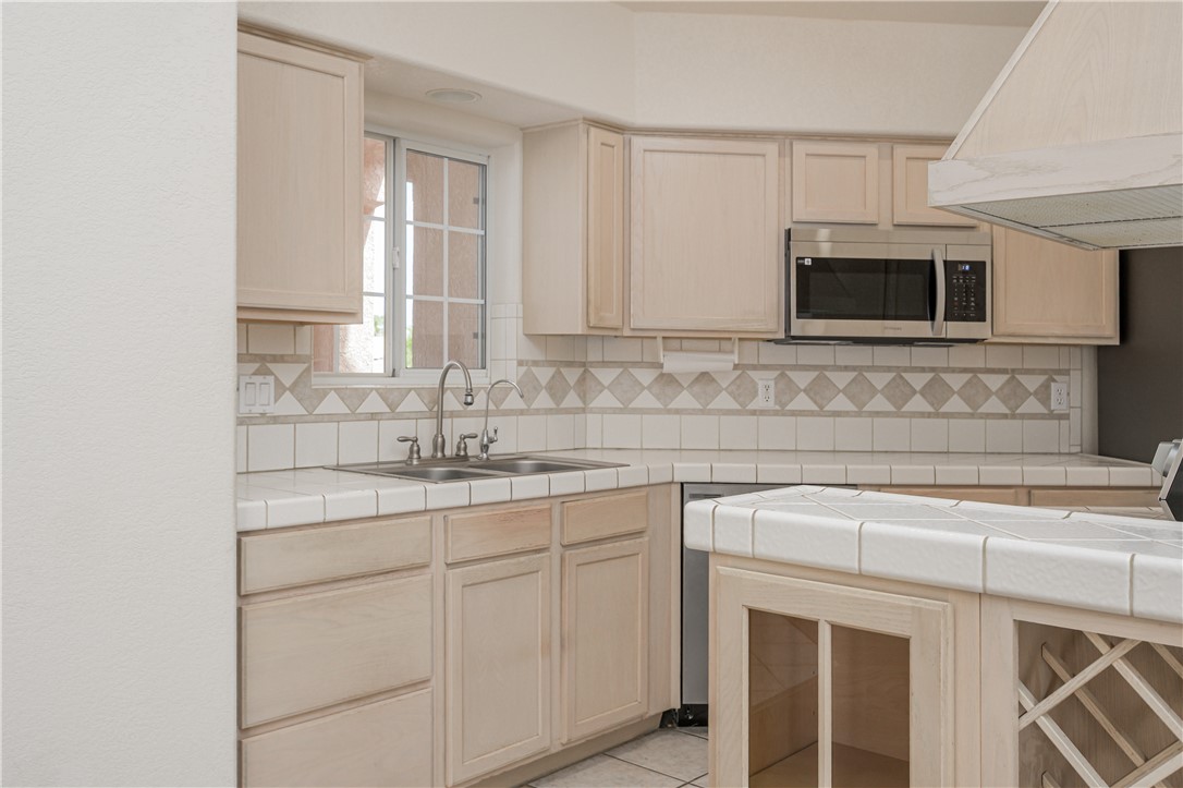 2150 E Bella Vista Drive