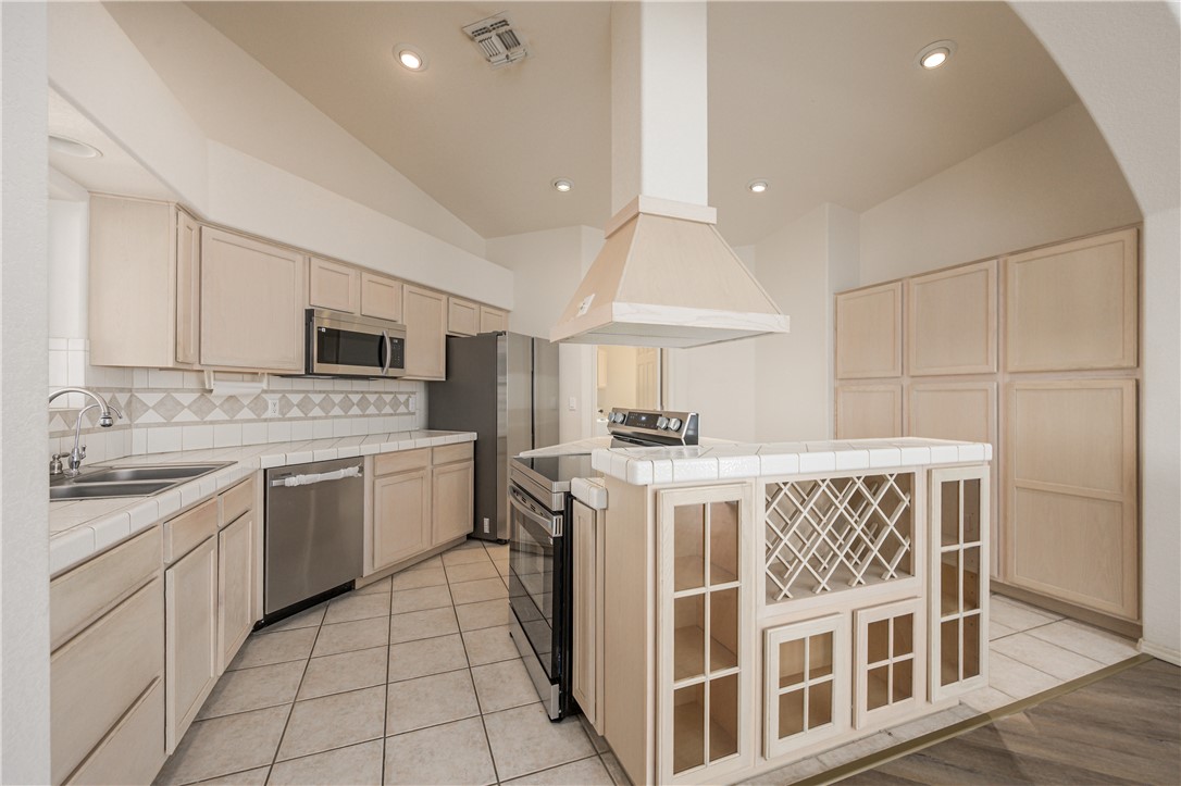 2150 E Bella Vista Drive