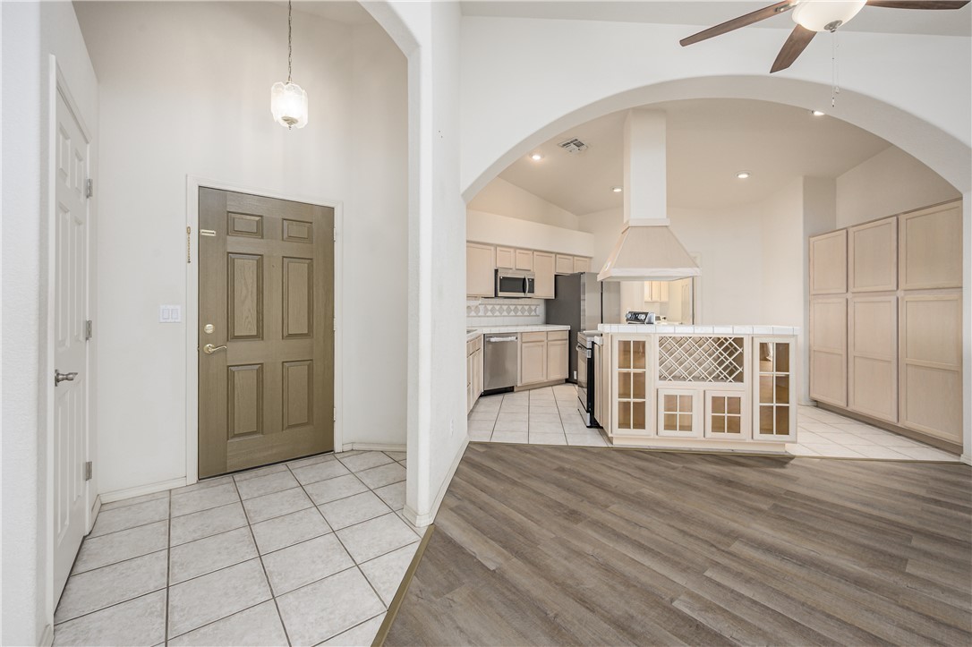 2150 E Bella Vista Drive